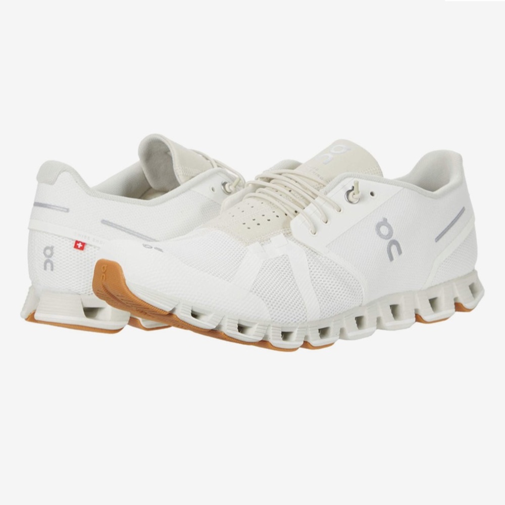 On Cloud white sneakers